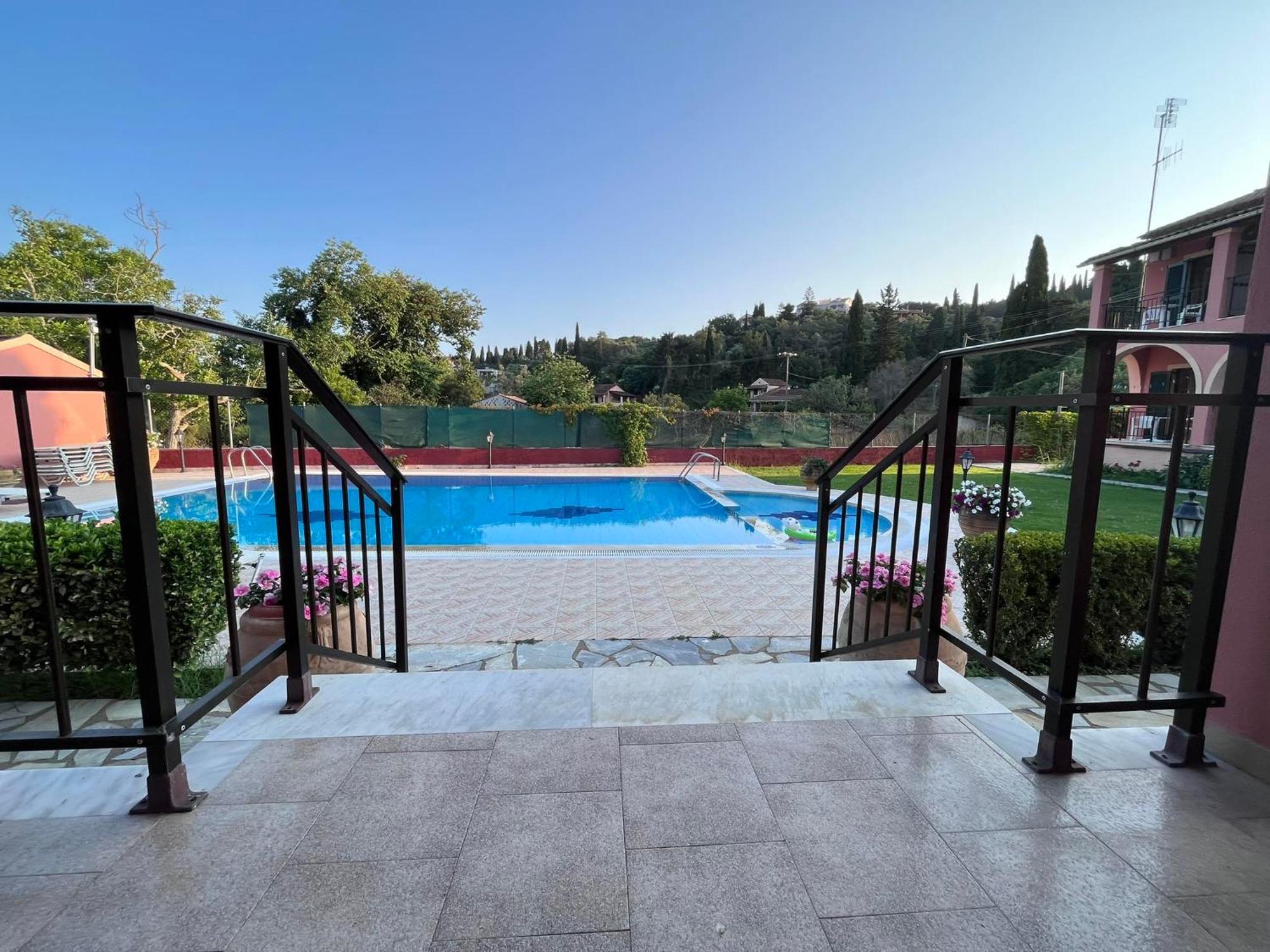 Gregory-Vassilis Apartments Dassia  Exterior foto